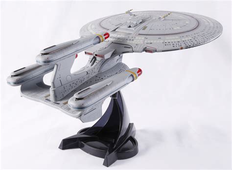 star trek 3 nacelle ships.